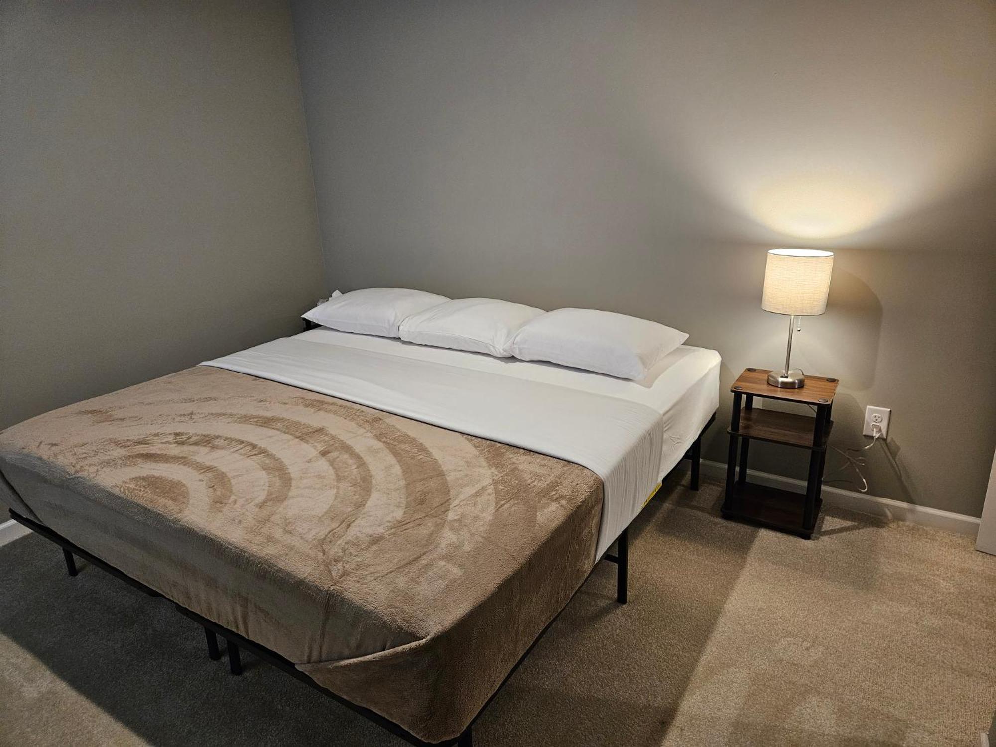 Stay Vacation Homes Niagara Falls Room photo